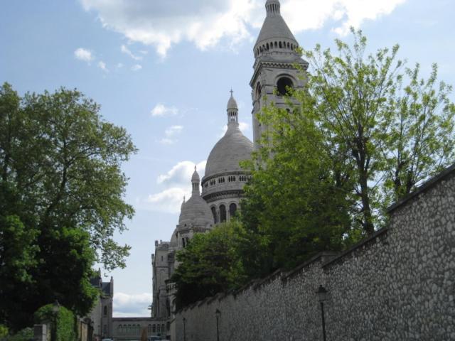 Quiet Apartment Hill Of Montmartre Paris Exterior photo